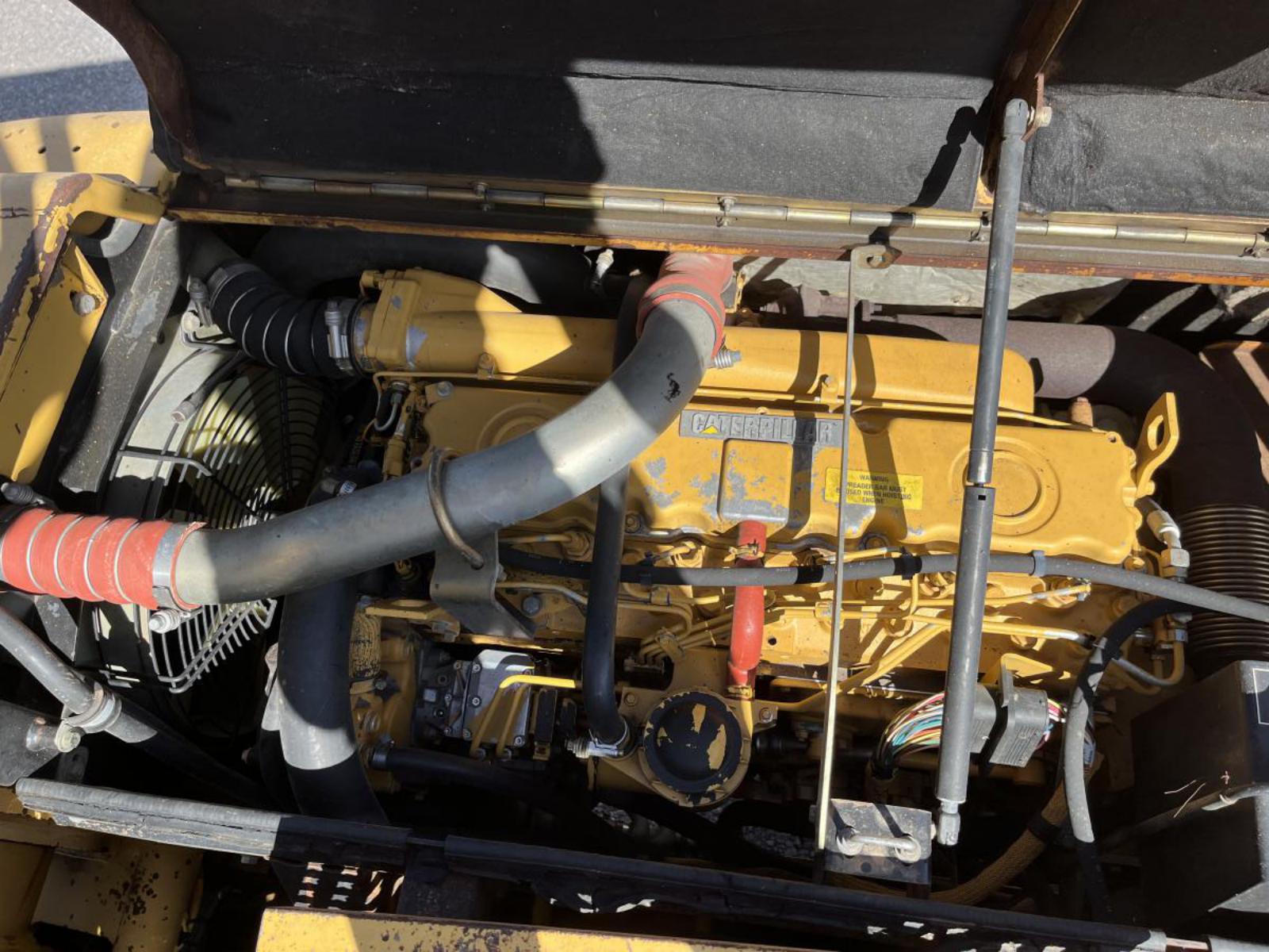 ./imagenes/INVOICE/2019/18125/CAT M318C (17).JPG